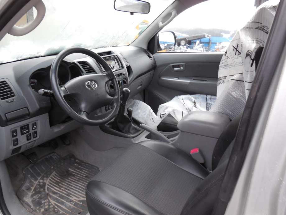 Toyota Hilux 2006-2011 , Motorkode: 2KD-FTV, Girkassekode: 5t man.