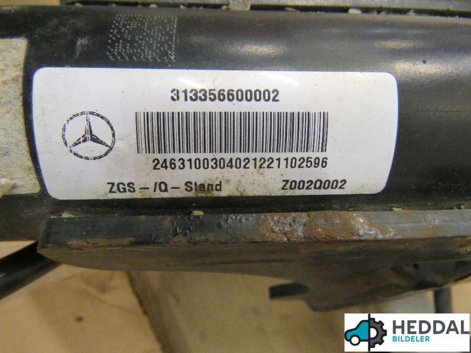 Hengerfeste til Mercedes B-Klasse 2011-2018 (W246) (W246) (MERCEDES|A 246 310 03 00|)