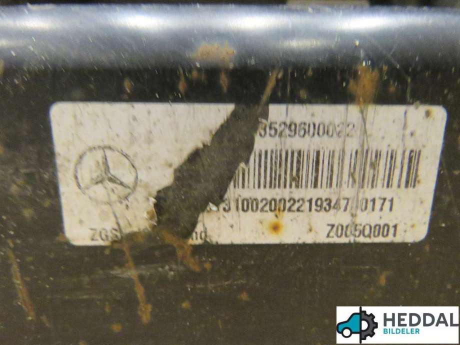 Hengerfeste til Mercedes Sprinter 2018-->> (907/910) (907/910) (MERCEDES|A 907 310 02 00|)