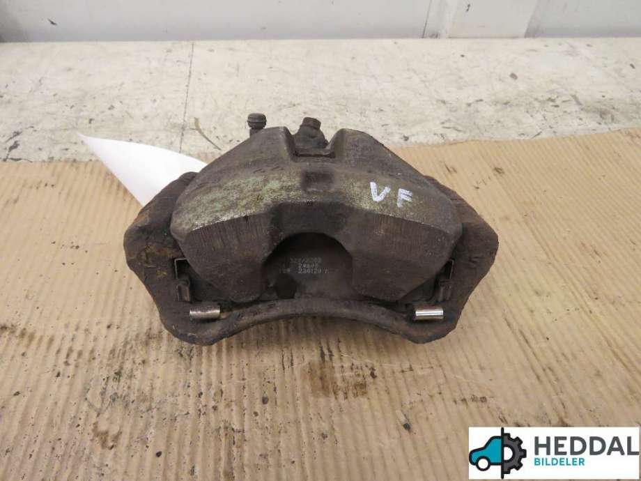 Bremsecaliper venstre foran til Toyota Hiace 2007-2012 (Fase 3)  (4775026132|)