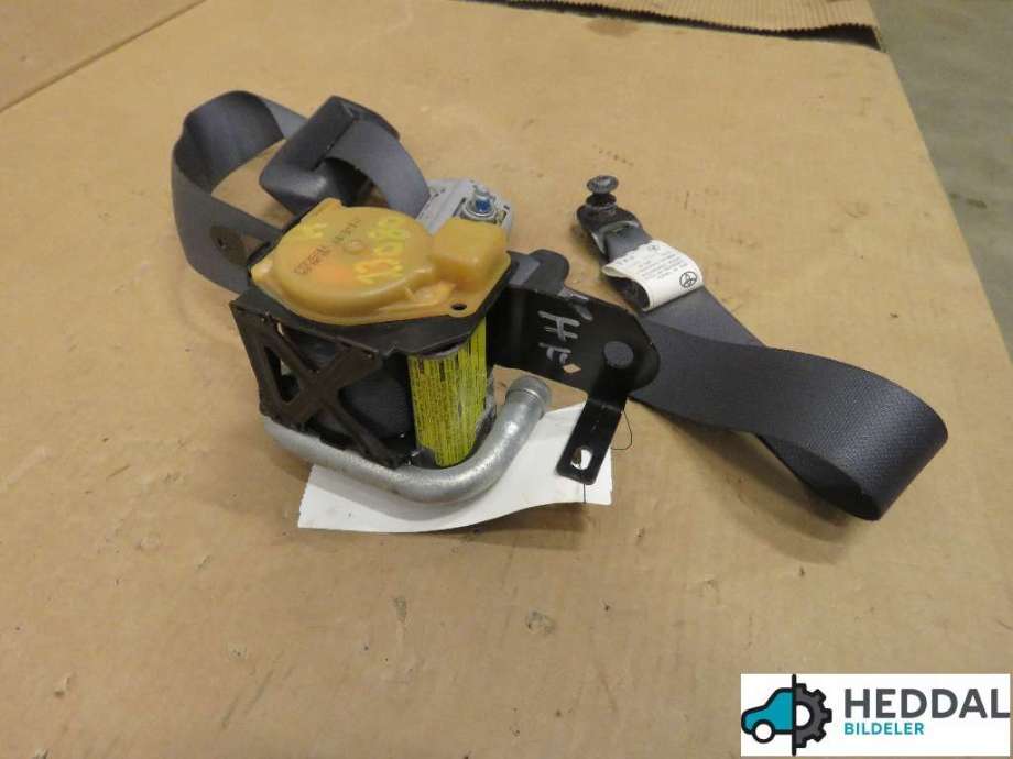 Sikkerhetsbelte foran høyre til Toyota Hiace 2007-2012 (Fase 3)  (7321026740B0|)