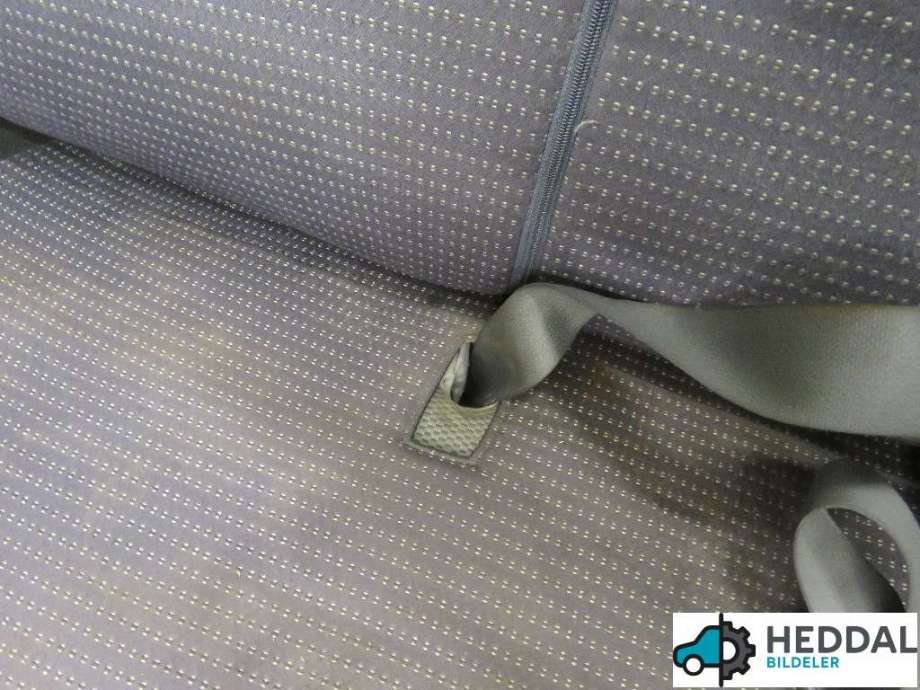 Sete foran venstre til Toyota Hiace 2007-2012 (Fase 3)  