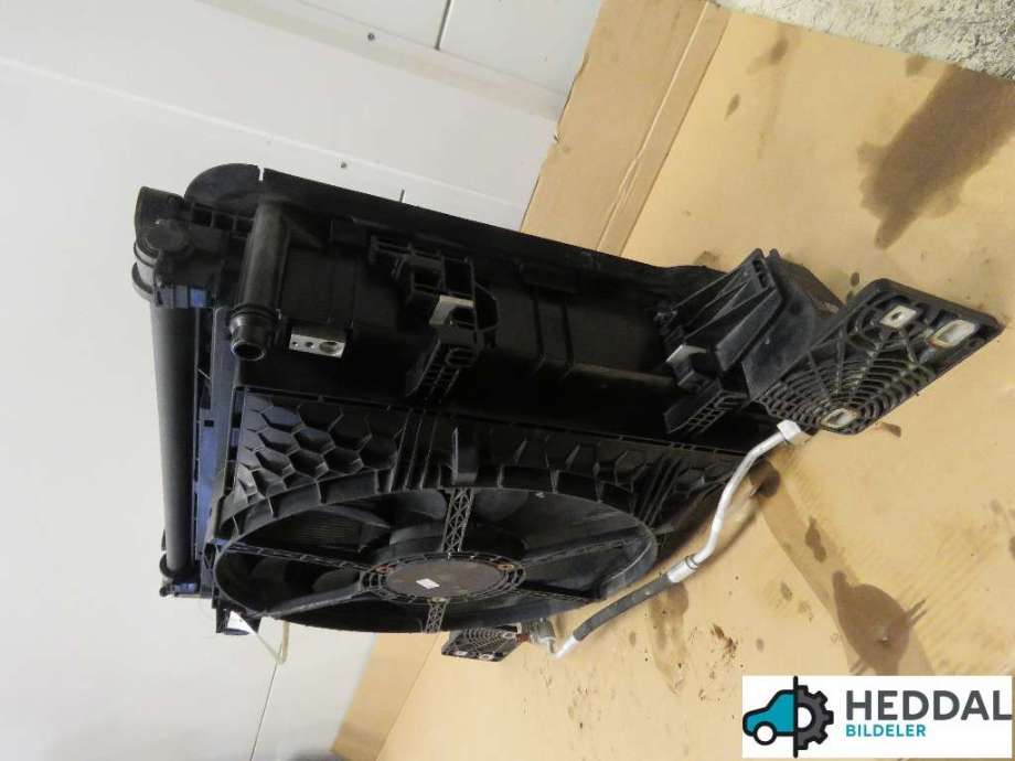 Radiator (automat gir) til VW ID.4 2020-->>  (1EA122135A|1EA 816 515 A|1EA 121 203 E)