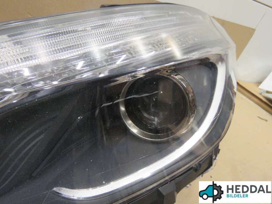 Frontlykt venstre xenon til Mercedes A-Klasse 2012-2018 (W176) (W176) (MERCEDES|A 176 820 27 61|)