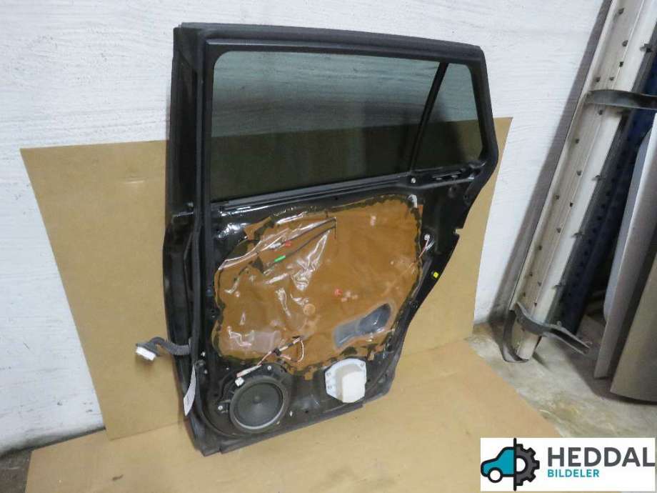 Dør høyre bak til Toyota Avensis 2009-2015 (Type III, Fase 1)  (6700305160|)