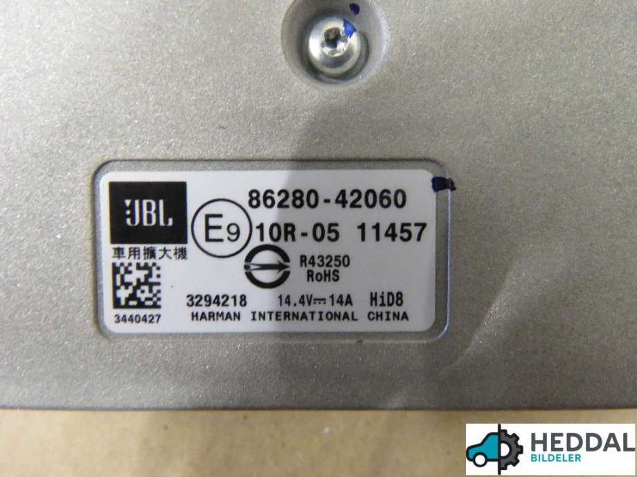 Bilstereo forsterker til Toyota RAV4 2019-->> (Type V)  (Toyota RAV4|86280-42060|)