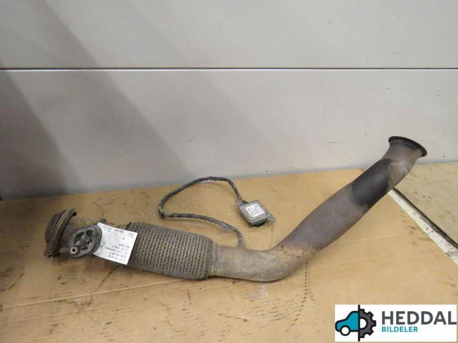 Eksos diverse til Mercedes Vito 2014-->> (W447) (W447) (MERCEDES|A 447 490 93 00|)