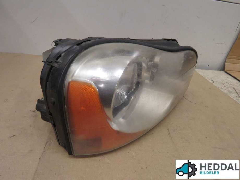 Frontlykt høyre halogen til Volvo XC90 2002-2006 (Type I, Fase 1)  (31111187|)