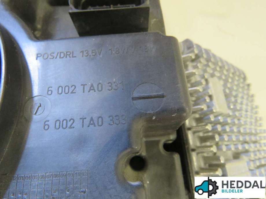 Frontlykt venstre halogen til BMW X5 2013-2018 (F15) (F15) (BMW|63 11 7 442 647|)