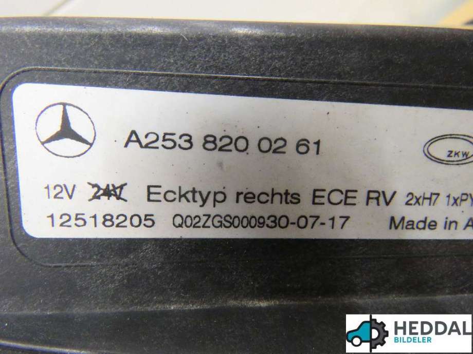 Frontlykt høyre halogen til Mercedes GLC 2015-2022 (X253) (X253) (MERCEDES|)