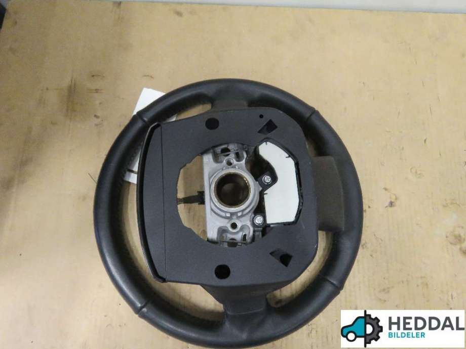 Ratt til Toyota bZ4X 2022-->>  (TOYOTA|4510042460C0|)
