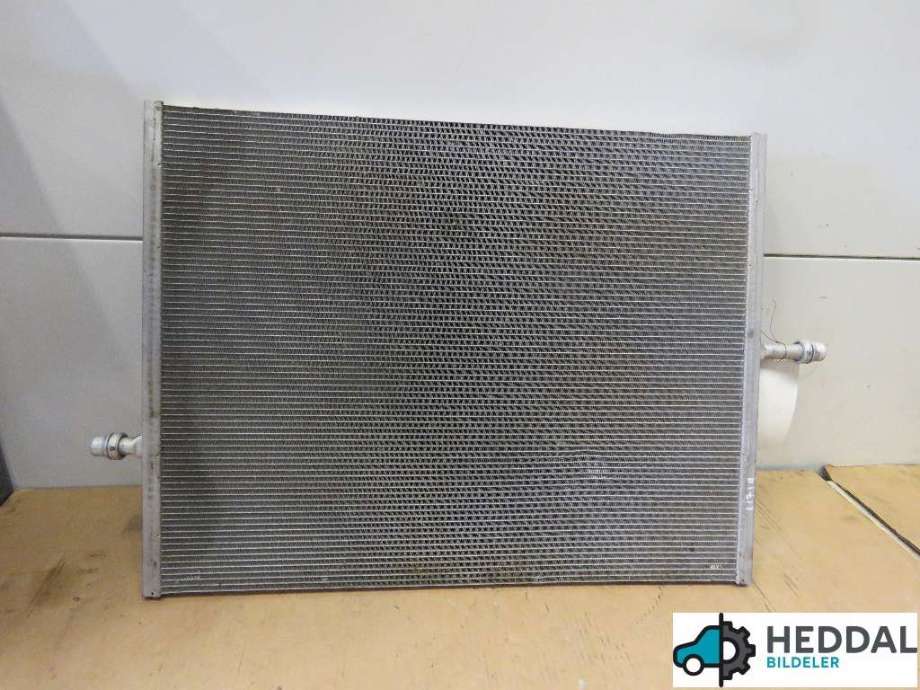 Radiator (automat gir) til Mercedes Sprinter 2018-->> (907/910) (907/910) (MERCEDES|A 907 500 13 00|)