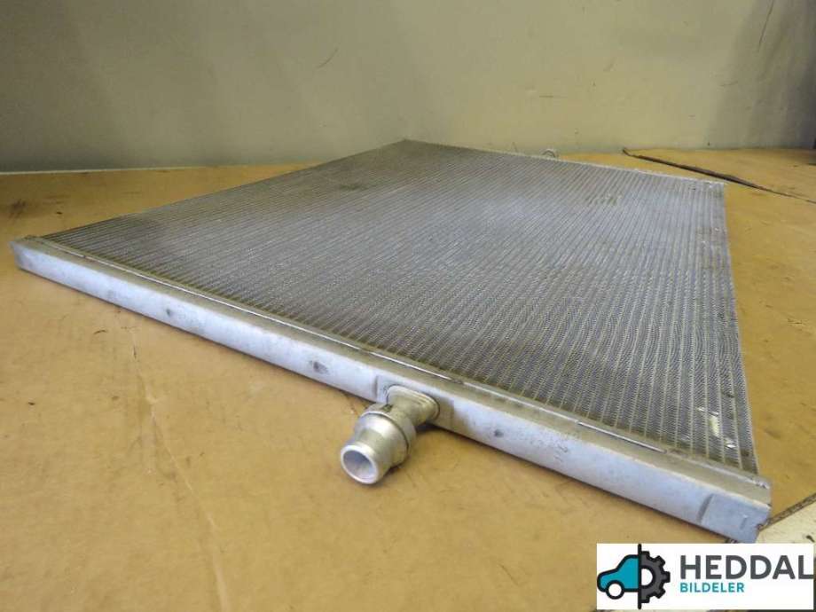 Radiator (automat gir) til Mercedes Sprinter 2018-->> (907/910) (907/910) (MERCEDES|A 907 500 13 00|)