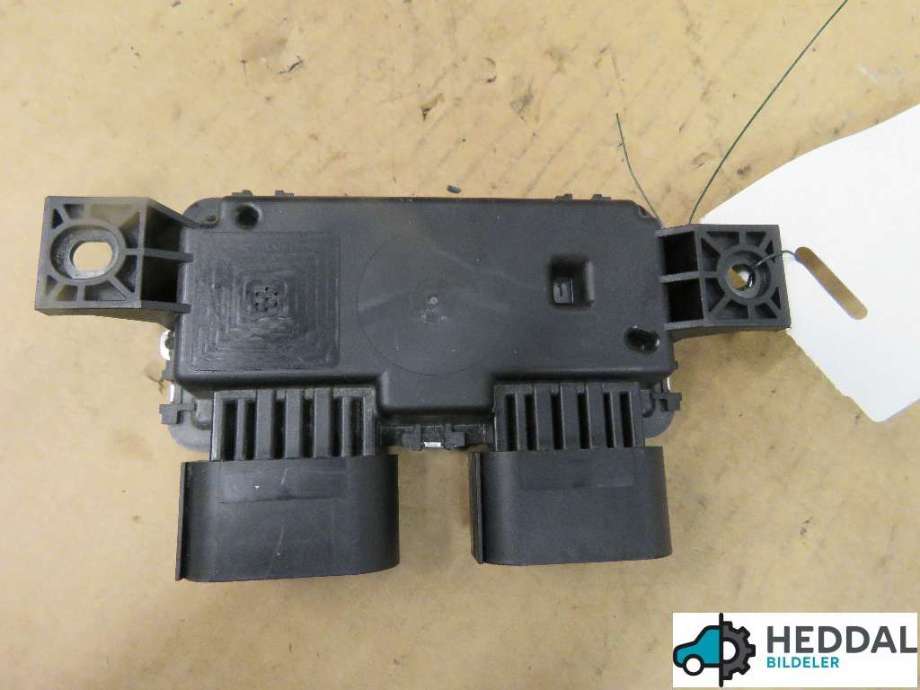 Styreenhet drivstoffpumpe til Mercedes Sprinter 2018-->> (907/910) (907/910) (MERCEDES|A0009008214|)