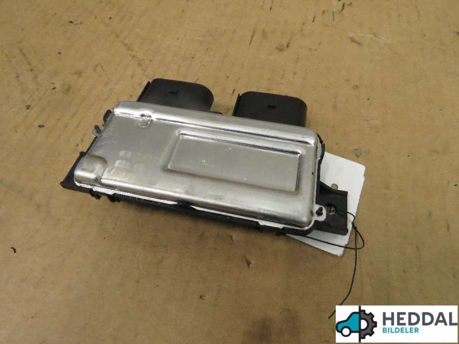 Styreenhet drivstoffpumpe til Mercedes Sprinter 2018-->> (907/910) (907/910) (MERCEDES|A0009008214|)