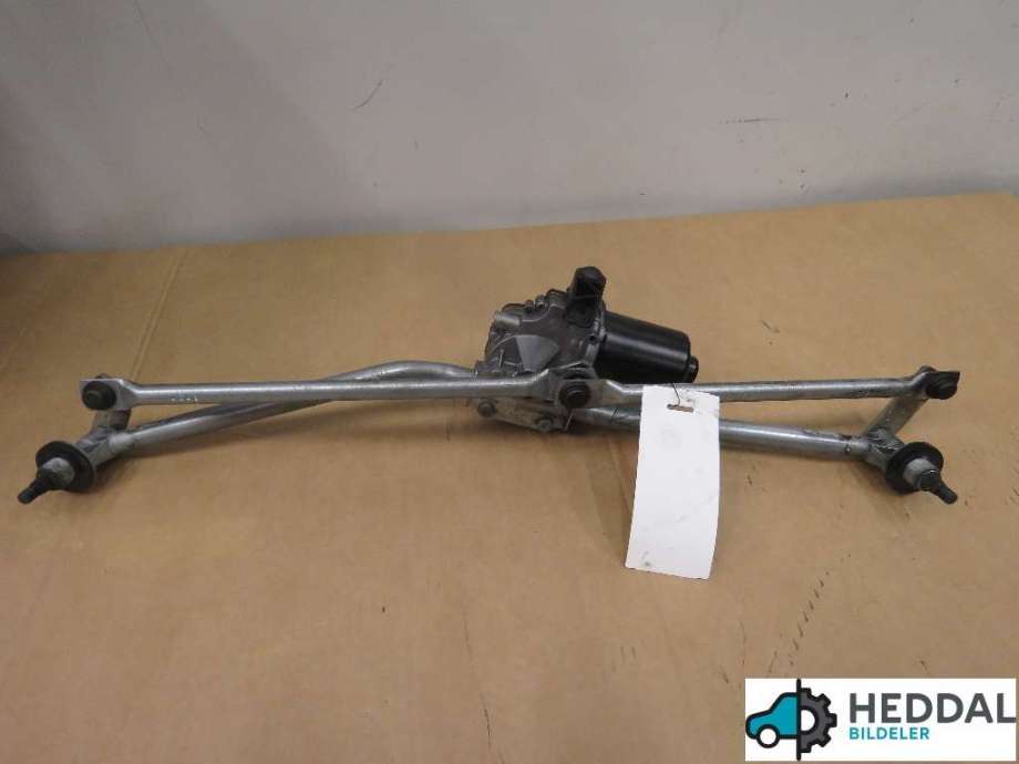 Viskermotor frontrute til Mercedes Sprinter 2018-->> (907/910) (907/910) (MERCEDES|A 910 820 04 00|)