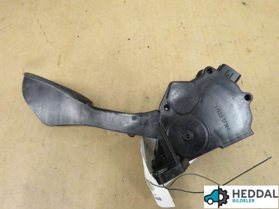 Pedal gass til Toyota Land Cruiser 150 2014-->> (Fase 2)  (TOYOTA|7811060180|)