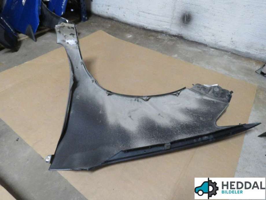 Skjerm høyre foran til Toyota Hilux 2012-2016  (TOYOTA|538110K110|)