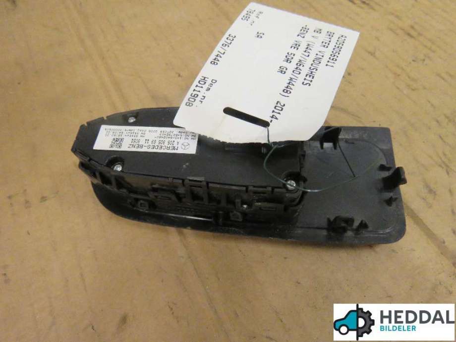 Bryter ruteheis til Mercedes Vito 2014-->> (W447) (W447) (MERCEDES|A2059056911|)