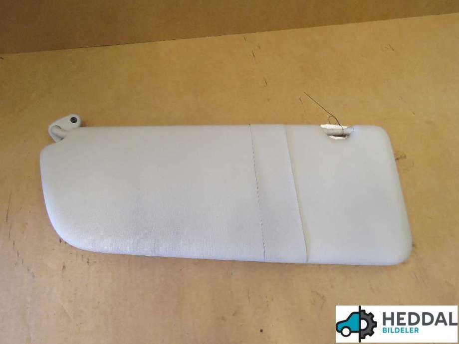 Solskjerm til Mercedes Vito, 2014-->> (W447) (W447) (MERCEDES|A 447 810 02 10)