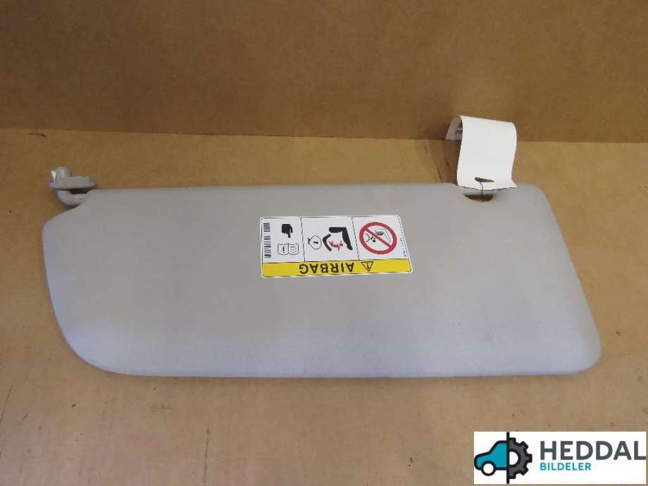 Solskjerm til Mercedes Vito, 2014-->> (W447) (W447) (MERCEDES|A 447 810 10 00)