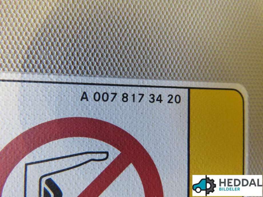 Solskjerm til Mercedes Vito 2014-->> (W447) (W447) (MERCEDES|A 447 810 10 00|)