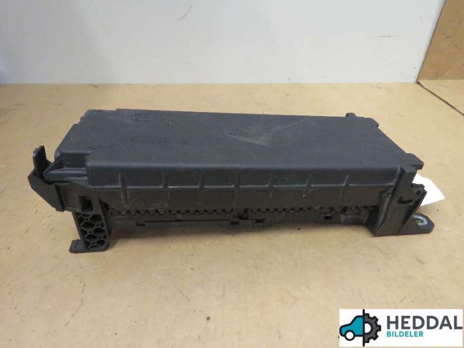 Sikringsboks til Mercedes Vito, 2014-->> (W447) (W447) (MERCEDES|A4475460046)