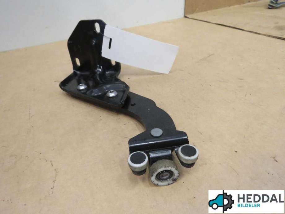 Diverse deler til Mercedes Vito 2014-->> (W447) (W447) (MERCEDES|A 447 760 14 47|)