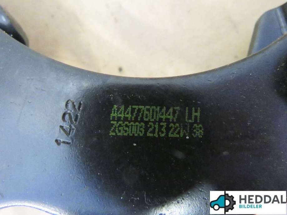 Diverse deler til Mercedes Vito 2014-->> (W447) (W447) (MERCEDES|A 447 760 14 47|)
