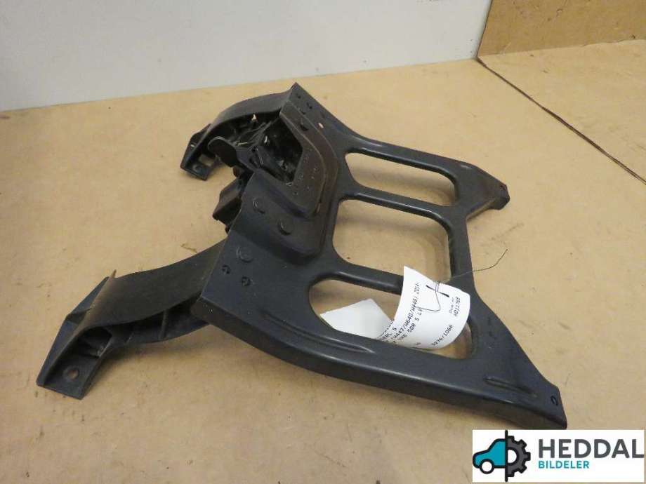 Panserlås til Mercedes Vito 2014-->> (W447) (W447) (MERCEDES|A4478801003||A 447 880 00 60)