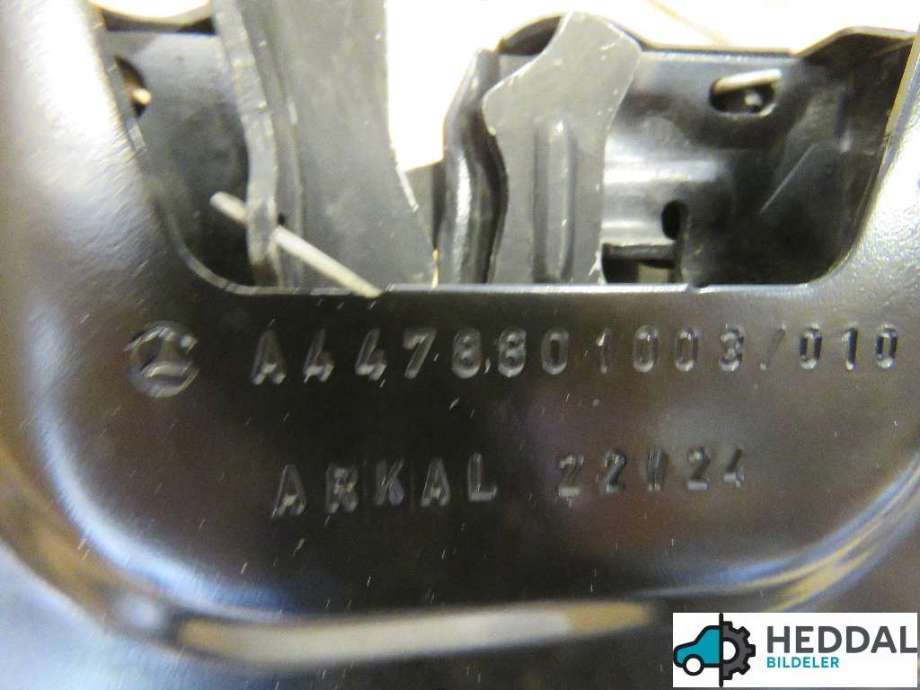 Panserlås til Mercedes Vito 2014-->> (W447) (W447) (MERCEDES|A4478801003||A 447 880 00 60)