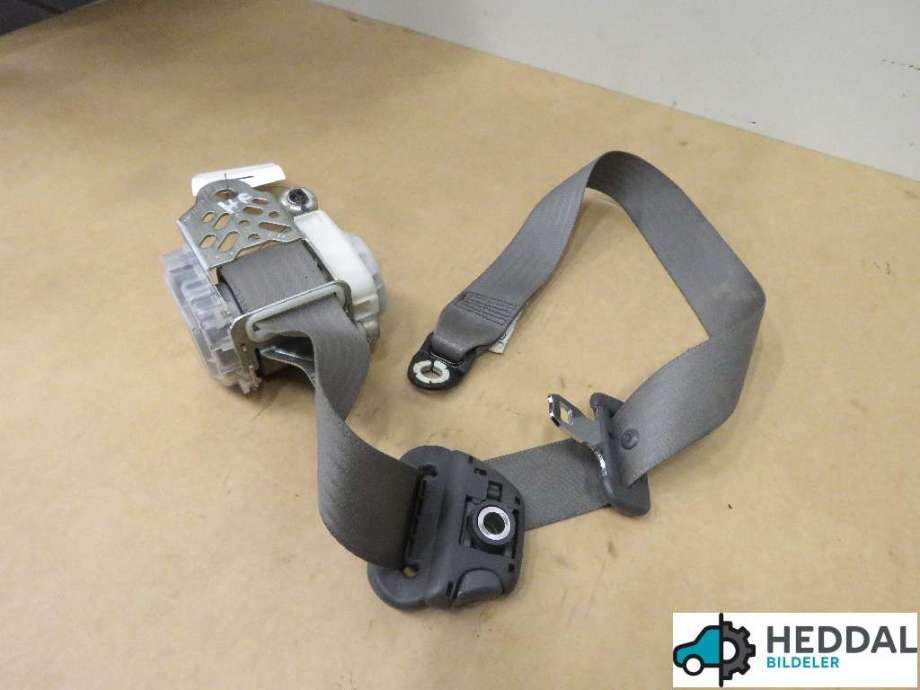 Sikkerhetsbelte foran høyre til Toyota Hilux 2012-2016 (TOYOTA|732100K080B1|)
