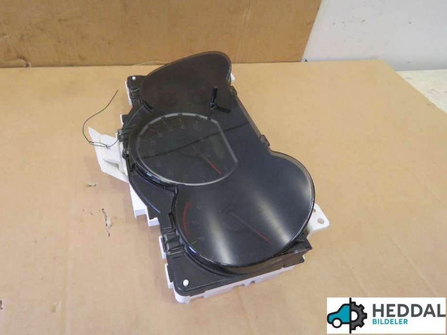 Speedometer til Toyota Hilux 2012-2016  (TOYOTA|83800F0X20|)
