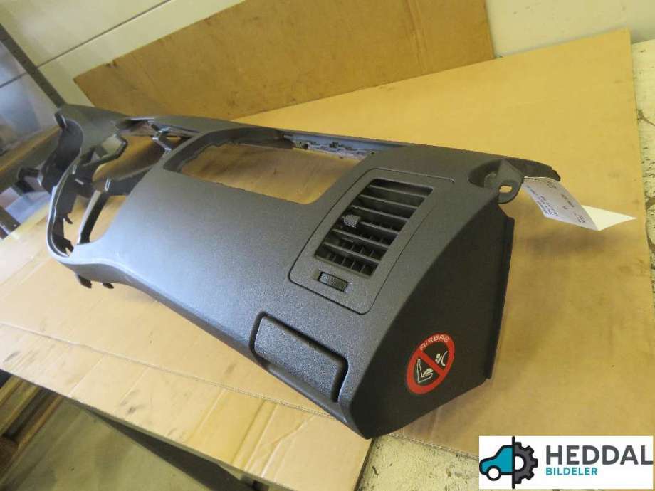 Dashbord til Toyota Hilux 2012-2016 (TOYOTA|553020K020B0|)