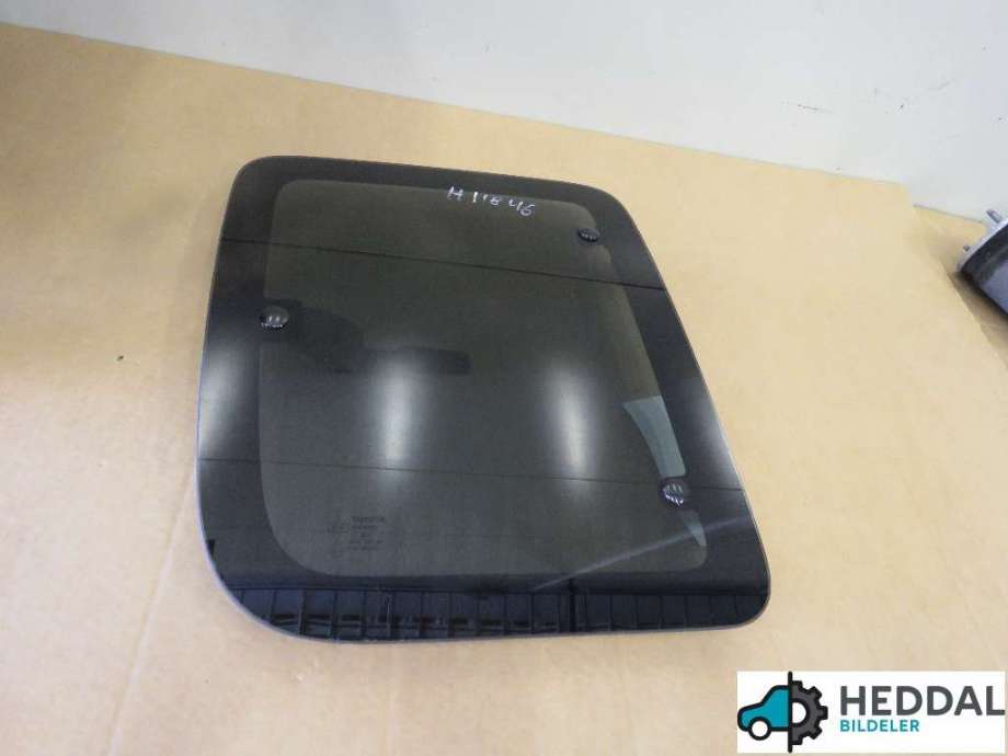 Diverse deler til Toyota Hilux 2012-2016 (TOYOTA|627110K240|)