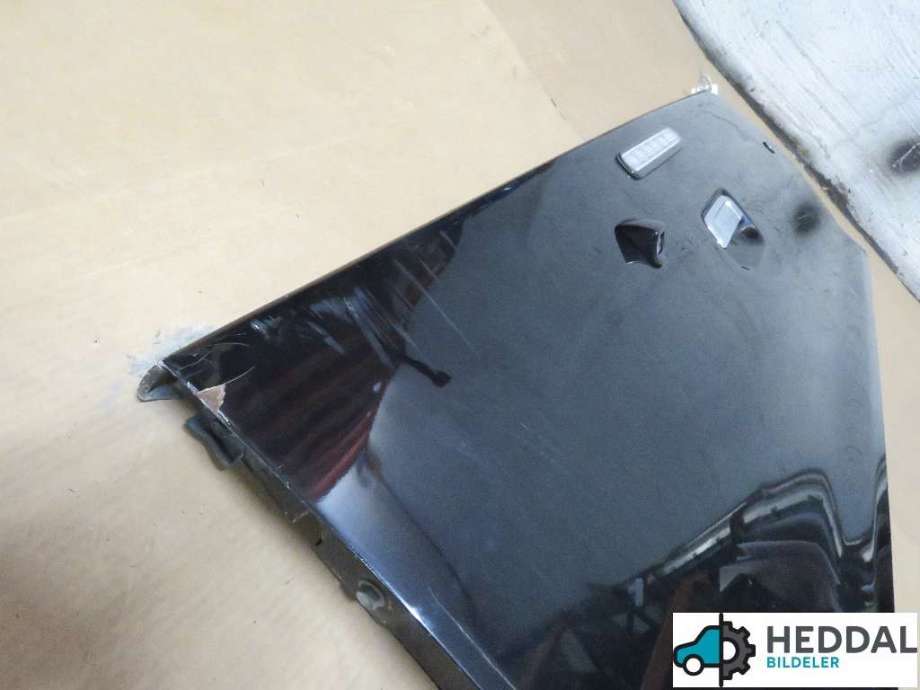 Bakluke lem til Toyota Hilux 2012-2016  (TOYOTA|657000K190|)
