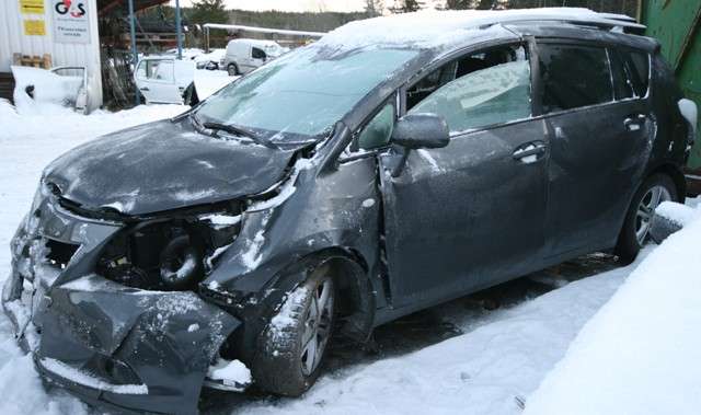 Toyota Verso 2009-2016 (Type III) , Motorkode: 1AD-FTV, Girkassekode: 