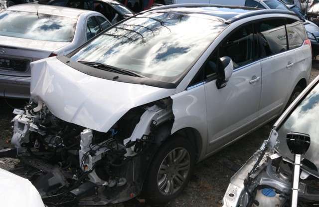 Peugeot 5008 2010-2017 (Type I) , Motorkode: RHH, Girkassekode: 