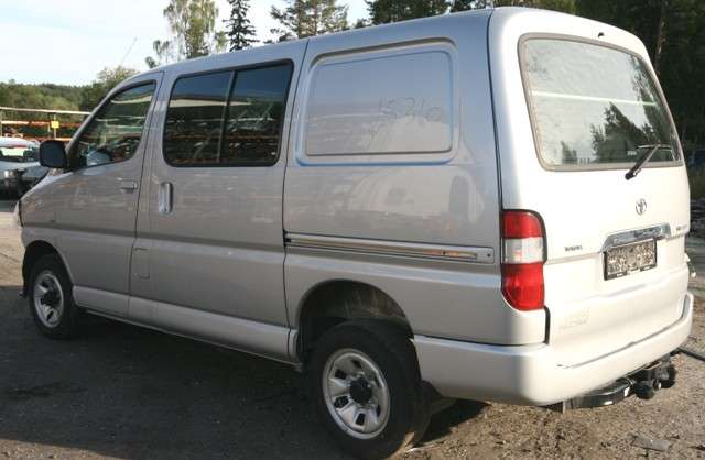 Toyota Hiace 2007-2012 (Fase 3) , Motorkode: 2KD-FTV, Girkassekode: