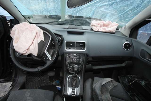 Opel Meriva B 2010-2017 , Motorkode: A17DT, Girkassekode: 
