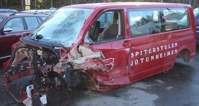 VW Transporter / Caravelle 2009-2015 (Fase 2) (T5) (T5), Motorkode: CCHA, Girkassekode: KQK