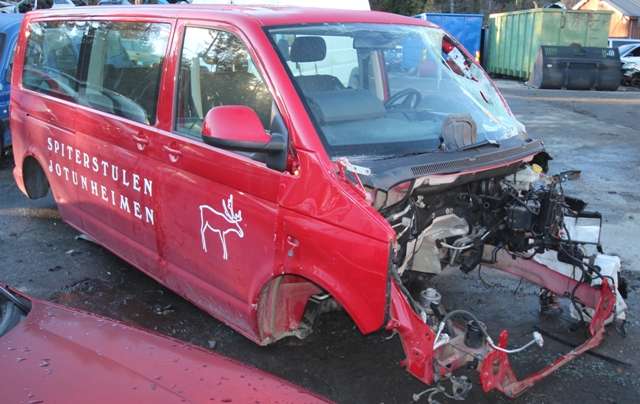 VW Transporter / Caravelle 2009-2015 (Fase 2) (T5) (T5), Motorkode: CCHA, Girkassekode: KQK