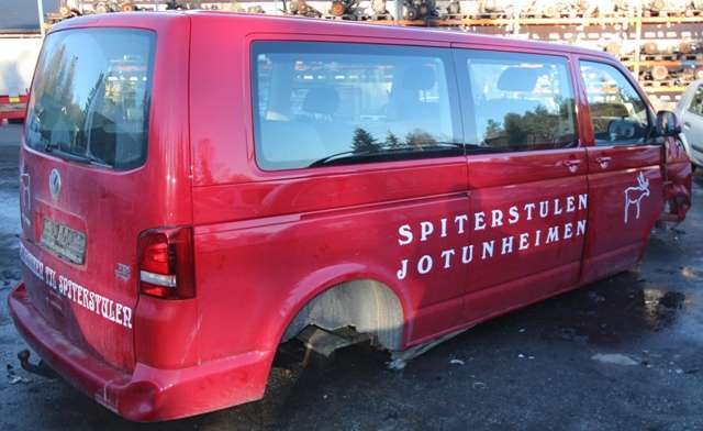 VW Transporter / Caravelle 2009-2015 (Fase 2) (T5) (T5), Motorkode: CCHA, Girkassekode: KQK