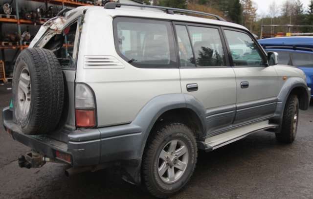 Toyota Land Cruiser 90 1996-2002 , Motorkode: 1KZ-TE, Girkassekode: