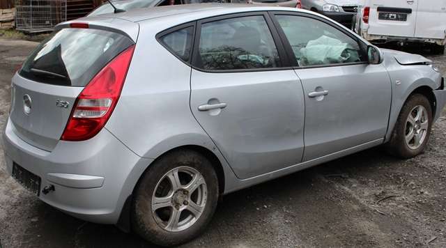 Hyundai i30 2007-2012 (Type I) , Motorkode: G4FA, Girkassekode: 