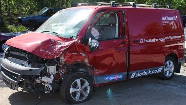 VW Transporter / Caravelle 2009-2015 (Fase 2) (T5) (T5), Motorkode: CAAC, Girkassekode: KUP