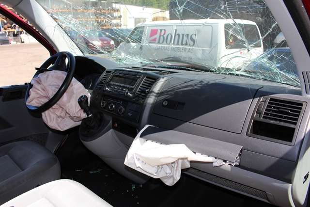 VW Transporter / Caravelle 2009-2015 (Fase 2) (T5) (T5), Motorkode: CAAC, Girkassekode: KUP