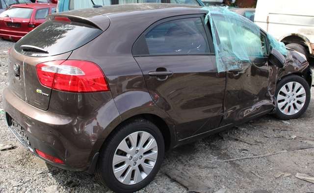 Kia Rio 2011-2017 Type III , Motorkode: G4LA, Girkassekode: 