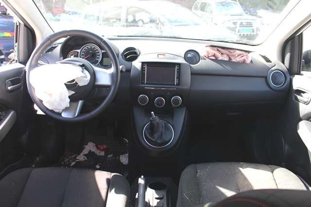 Mazda 2 2011-2014 (Type II, Fase 2) , Motorkode: ZJ-VE, Girkassekode: 