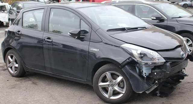 Toyota Yaris 2012-2014 (Type III, Fase 1) , Motorkode: 1NZ-FXE, Girkassekode: 